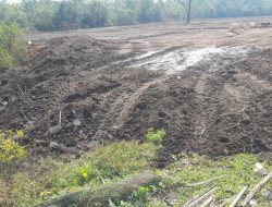 Warga Khawatir Jalan Penghubung Provinsi Rusak Lagi, Penyebabnya Timbunan Tanah Milik Pribadi Dibuang Ke DAS